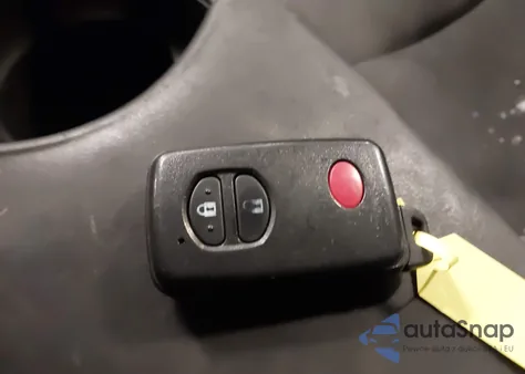 2013 Toyota Prius Plug-In z USA, uszkodzony, nr VIN JTDKN3DP7D3031642